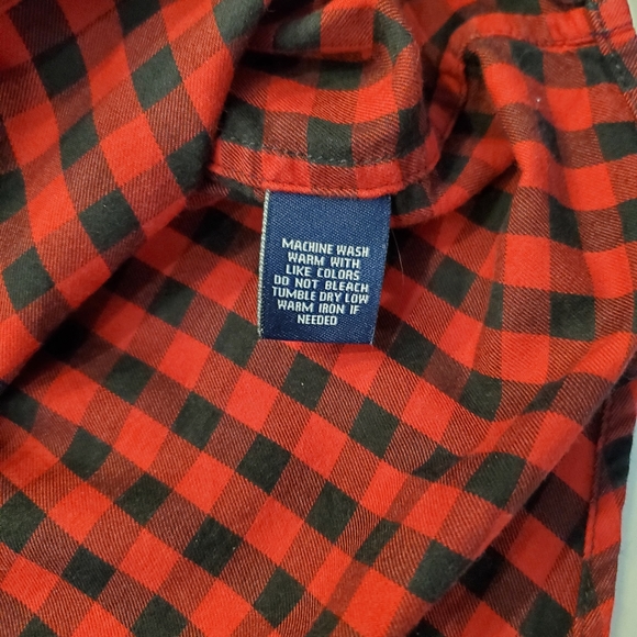Chaps Plaid Red and Black Button-Up Shirt XL - Picture 4 of 4